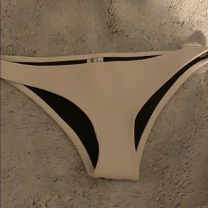 hoaka bikini bottom